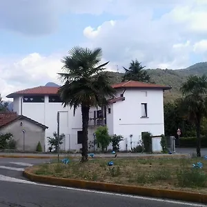 La Casa Bianca Roe