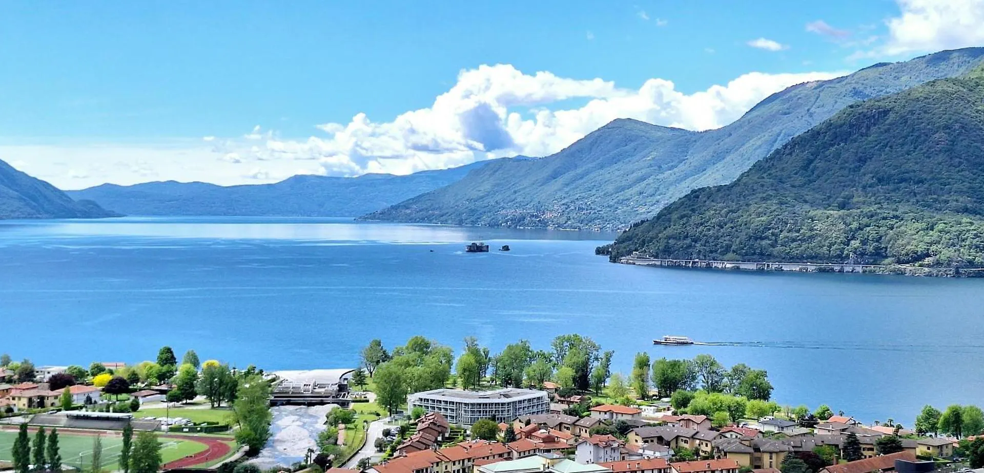 Sole & Lago-Lake Maccagno Apartment